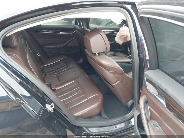 2017 Bmw 540i Xdrive მანქანა იყიდება აუქციონზე, vin: WBAJE7C31HG889461, აუქციონის ნომერი: 44899507