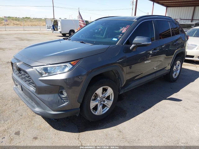 Toyota Rav4 Xle 2019 2T3W1RFV1KW020027 Image 2