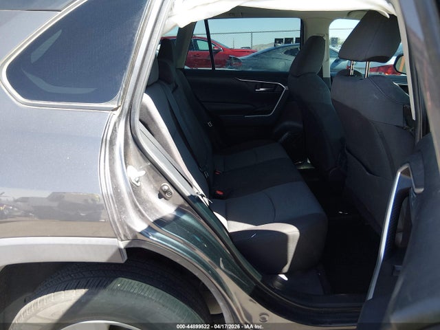 Toyota Rav4 Xle 2019 2T3W1RFV1KW020027 Image 8