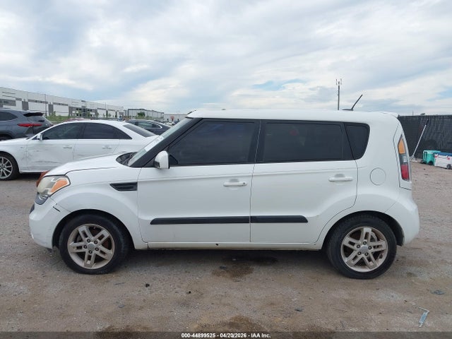 Продажа на аукционе авто 2011 Kia Soul +, vin: KNDJT2A27B7707534, номер лота: 44899525