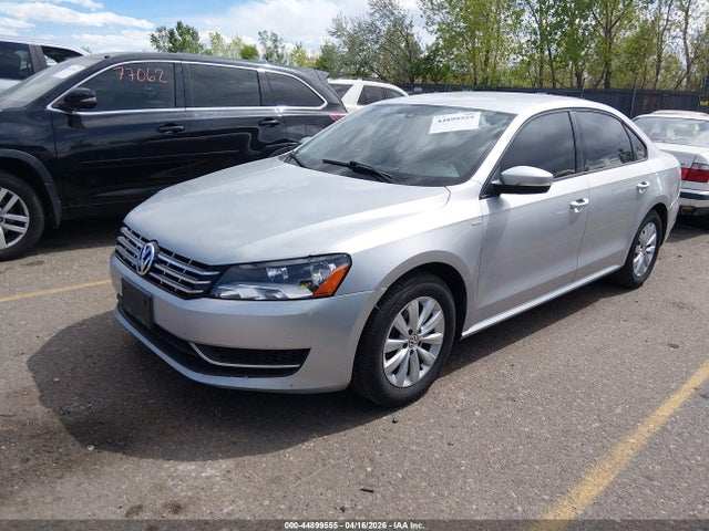 Продажа на аукционе авто 2015 Volkswagen Passat 1.8t Wolfsburg Edition, vin: 1VWAS7A39FC003791, номер лота: 44899555