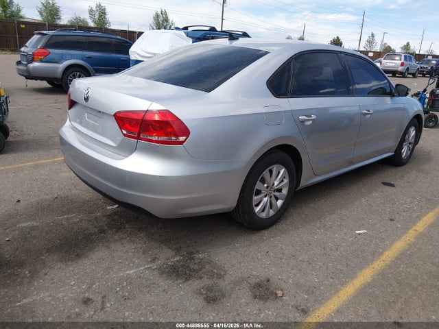 Продажа на аукционе авто 2015 Volkswagen Passat 1.8t Wolfsburg Edition, vin: 1VWAS7A39FC003791, номер лота: 44899555
