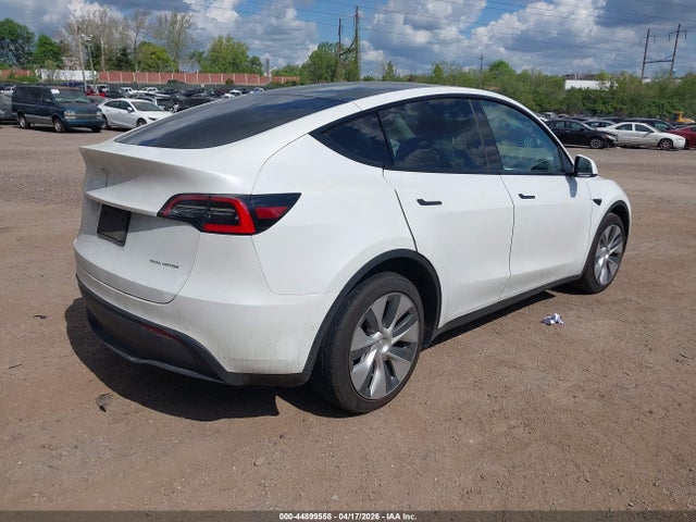 Продажа на аукционе авто 2021 Tesla Model Y Long Range Dual Motor All-wheel Drive, vin: 5YJYGDEE8MF060819, номер лота: 44899558