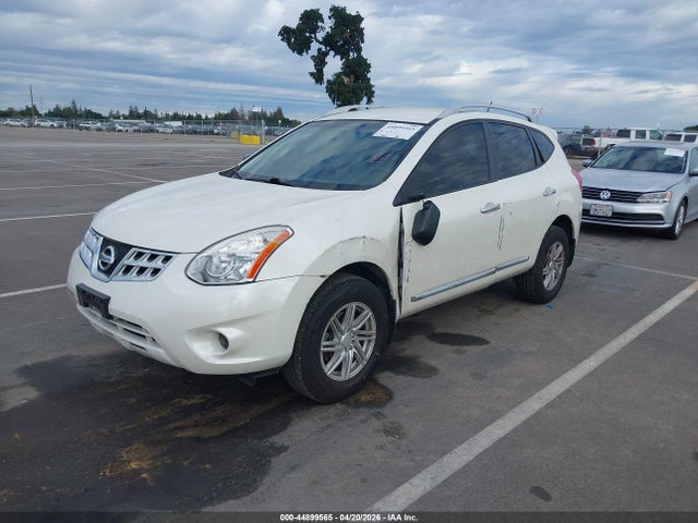 Nissan Rogue Select S 2015 JN8AS5MT9FW671628 Image 2
