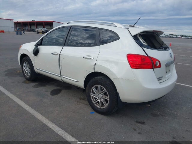 Nissan Rogue Select S 2015 JN8AS5MT9FW671628 Image 3