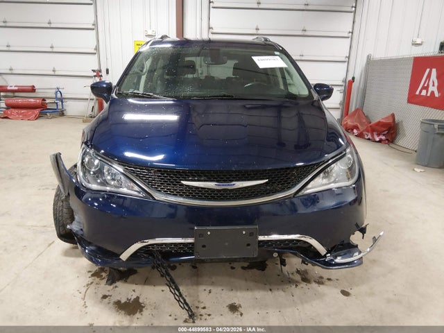 Продажа на аукционе авто 2020 Chrysler Pacifica Touring L Plus, vin: 2C4RC1EG8LR236044, номер лота: 44899583