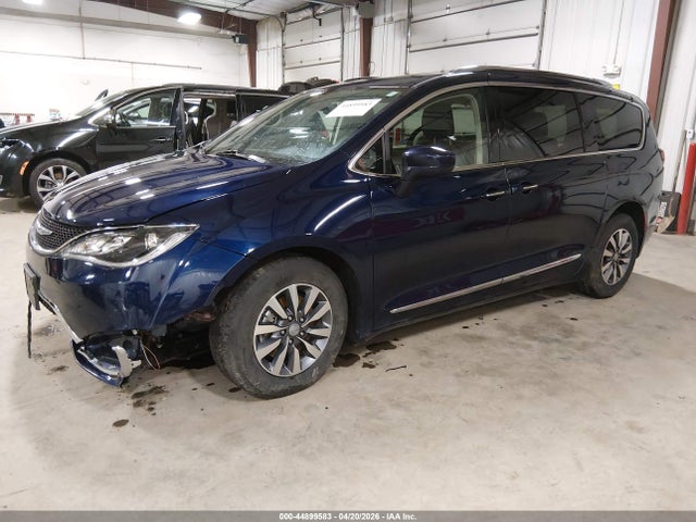 Продажа на аукционе авто 2020 Chrysler Pacifica Touring L Plus, vin: 2C4RC1EG8LR236044, номер лота: 44899583