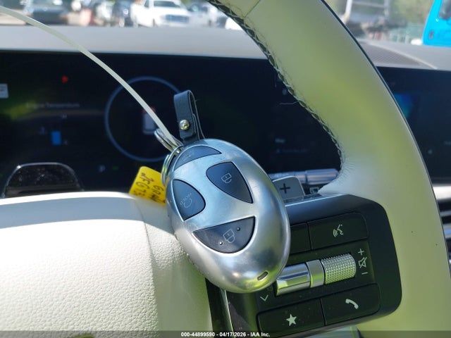 44899590 :رقم المزاد ، 5NMP5DG11SH040192 vin ، 2025 Hyundai Santa Fe Hybrid Calligraphy مزاد بيع