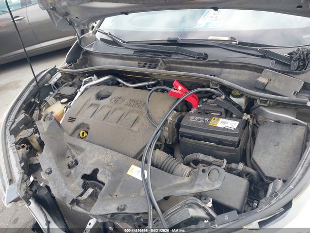 Toyota C-HR LE 2019 JTNKHMBX2K1020911 Image 10