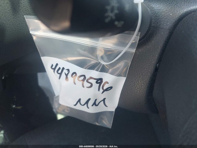 Toyota C-HR LE 2019 JTNKHMBX2K1020911 Image 18