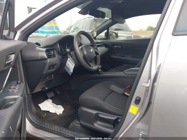 Toyota C-HR LE 2019 JTNKHMBX2K1020911 Image 5