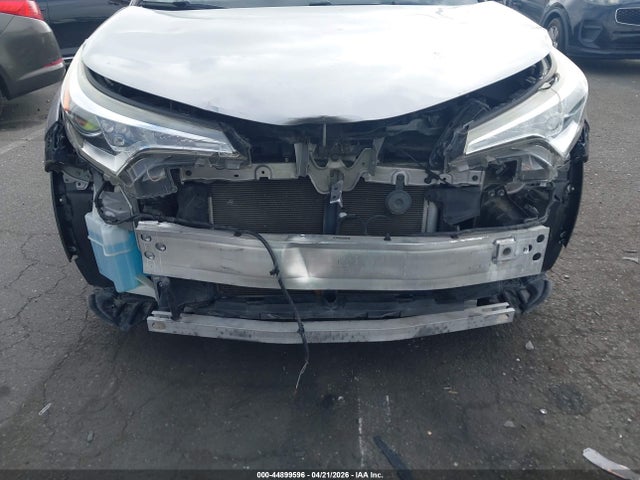 Toyota C-HR LE 2019 JTNKHMBX2K1020911 Image 6