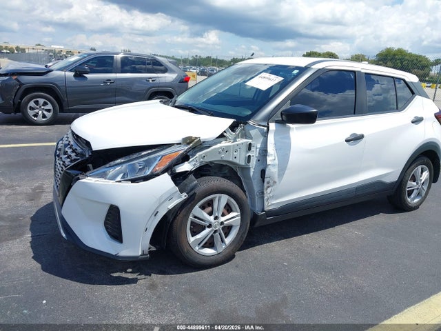 44899611 :رقم المزاد ، 3N1CP5BV6ML552340 vin ، 2021 Nissan Kicks S Xtronic Cvt مزاد بيع