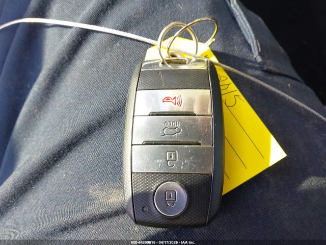 44899615 :رقم المزاد ، 5XYKW4A72FG638988 vin ، 2015 Kia Sorento Sx V6 مزاد بيع