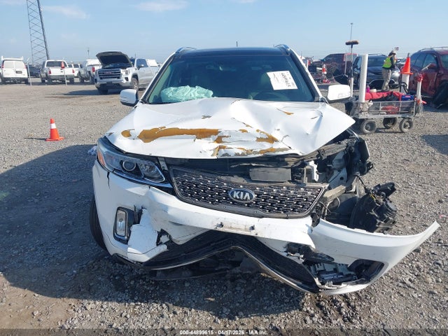 44899615 :رقم المزاد ، 5XYKW4A72FG638988 vin ، 2015 Kia Sorento Sx V6 مزاد بيع