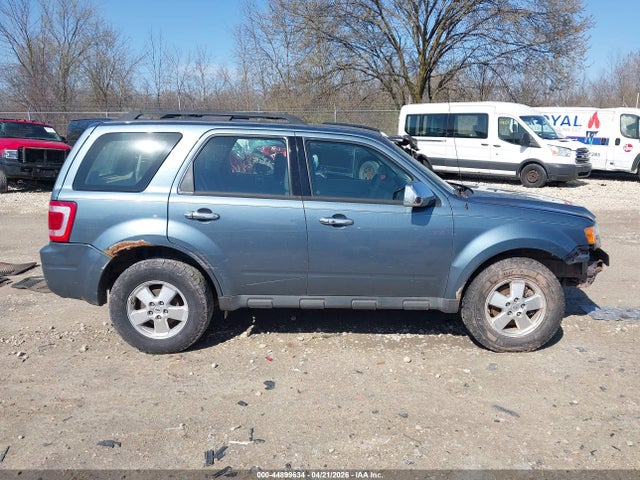 44899634 :رقم المزاد ، 1FMCU0C73BKA37640 vin ، 2011 Ford Escape Xls مزاد بيع