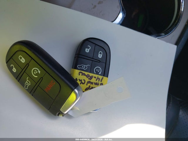 44899636 :رقم المزاد ، 1C4RJFCG7EC523392 vin ، 2014 Jeep Grand Cherokee Overland مزاد بيع