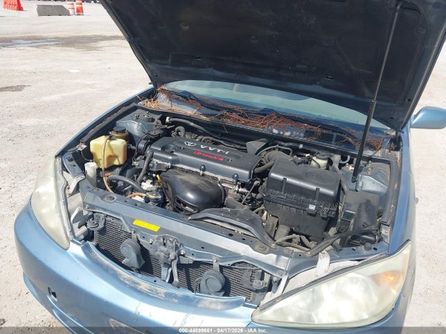 44899661 :رقم المزاد ، JTDBE32K020022836 vin ، 2002 Toyota Camry Le مزاد بيع