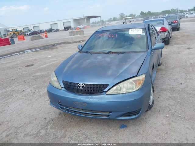 44899661 :رقم المزاد ، JTDBE32K020022836 vin ، 2002 Toyota Camry Le مزاد بيع