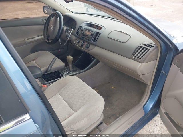 44899661 :رقم المزاد ، JTDBE32K020022836 vin ، 2002 Toyota Camry Le مزاد بيع