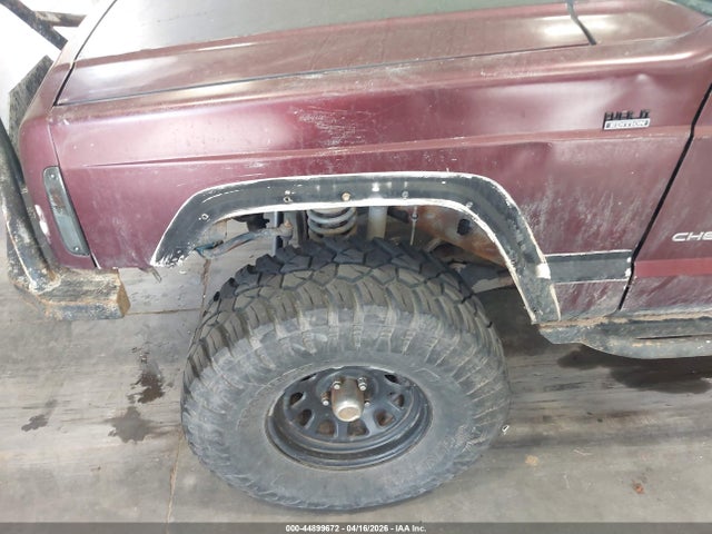 Продаж на аукціоні авто 2001 Jeep Cherokee Sport, vin: 1J4FF48S71L518882, номер лоту: 44899672
