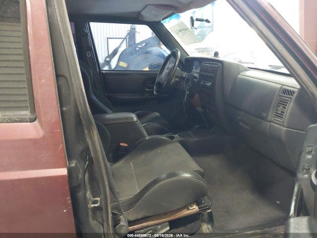 Продаж на аукціоні авто 2001 Jeep Cherokee Sport, vin: 1J4FF48S71L518882, номер лоту: 44899672