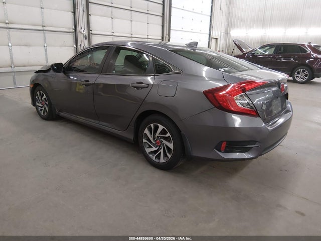 Продажа на аукционе авто 2017 Honda Civic Ex, vin: 19XFC2F78HE014202, номер лота: 44899690