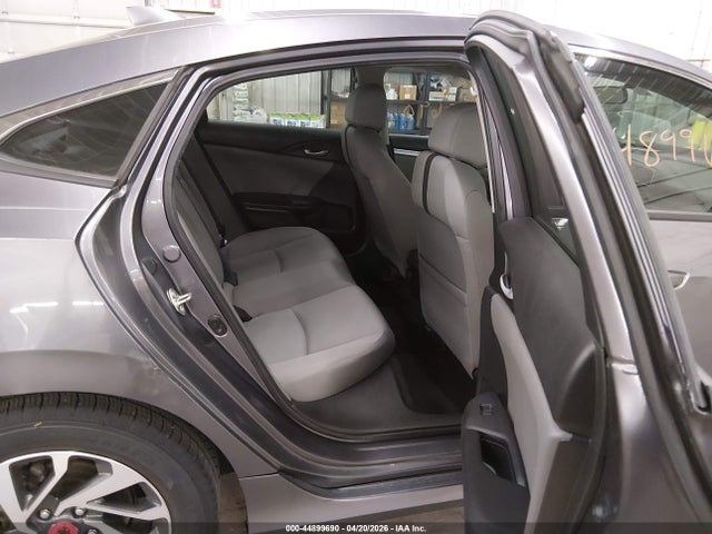 Продажа на аукционе авто 2017 Honda Civic Ex, vin: 19XFC2F78HE014202, номер лота: 44899690