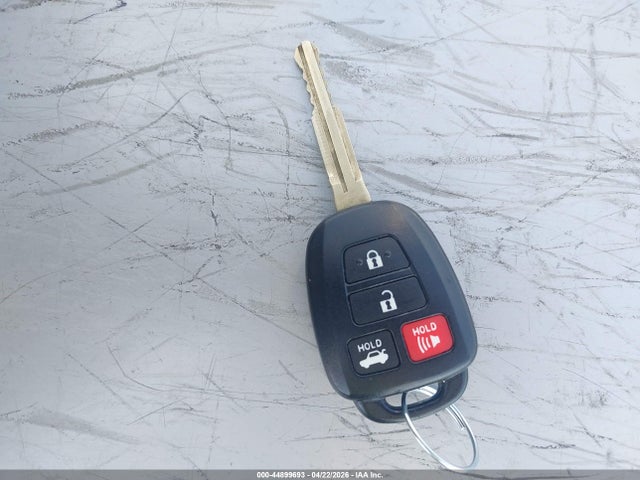 Продажа на аукционе авто 2018 Toyota Corolla Se, vin: 5YFBURHEXJP796894, номер лота: 44899693