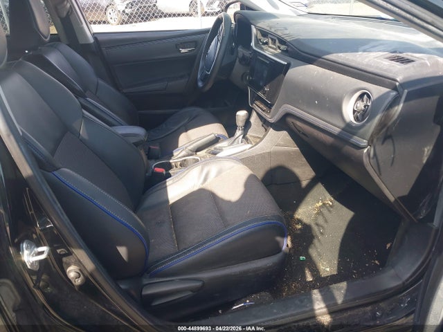 Продажа на аукционе авто 2018 Toyota Corolla Se, vin: 5YFBURHEXJP796894, номер лота: 44899693