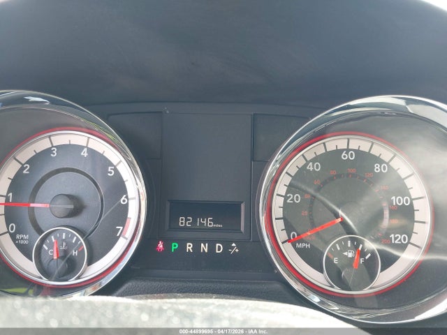 2C4RDGBGXJR333070 Dodge Grand Caravan Se