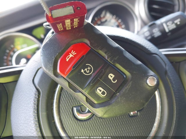 44899705 :رقم المزاد ، 1C4HJXDG8JW113435 vin ، 2018 Jeep Wrangler Unlimited Sport S 4x4 مزاد بيع