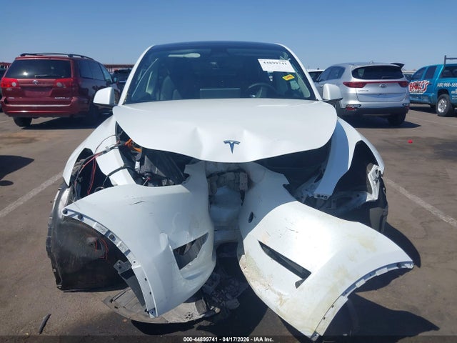Продажа на аукционе авто 2023 Tesla Model Y, vin: 7SAYGDEE7PF687843, номер лота: 44899741