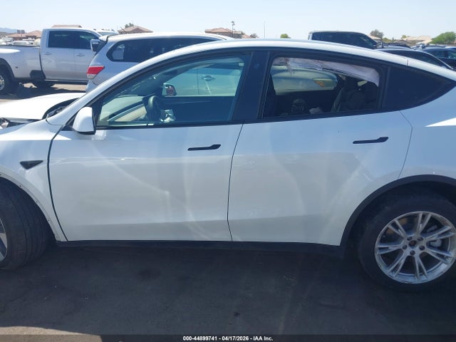 Продажа на аукционе авто 2023 Tesla Model Y, vin: 7SAYGDEE7PF687843, номер лота: 44899741