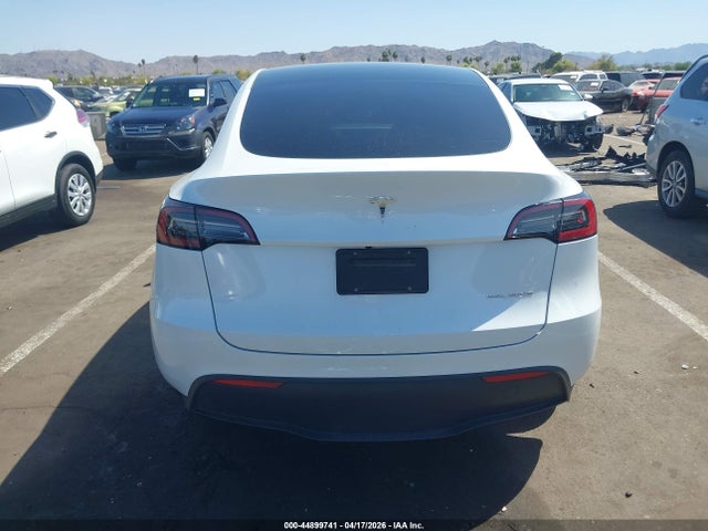 Продажа на аукционе авто 2023 Tesla Model Y, vin: 7SAYGDEE7PF687843, номер лота: 44899741