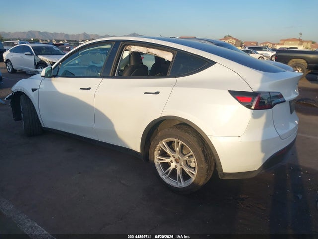 Продажа на аукционе авто 2023 Tesla Model Y, vin: 7SAYGDEE7PF687843, номер лота: 44899741