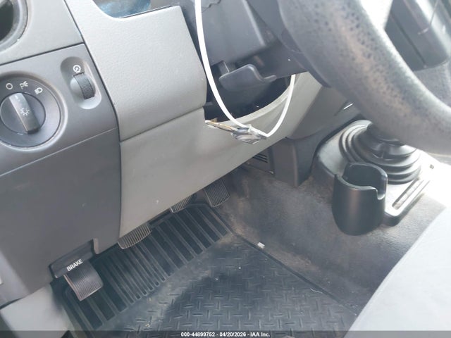 44899752 :رقم المزاد ، 1FTRF12247NA41514 vin ، 2007 Ford F-150 Stx/xl/xlt مزاد بيع