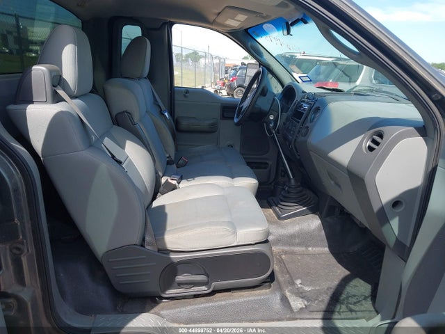 44899752 :رقم المزاد ، 1FTRF12247NA41514 vin ، 2007 Ford F-150 Stx/xl/xlt مزاد بيع
