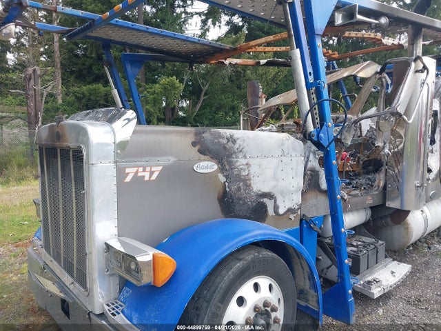 Продажа на аукционе авто 1998 Peterbilt 379, vin: 1NP5LB9XXWD462357, номер лота: 44899759