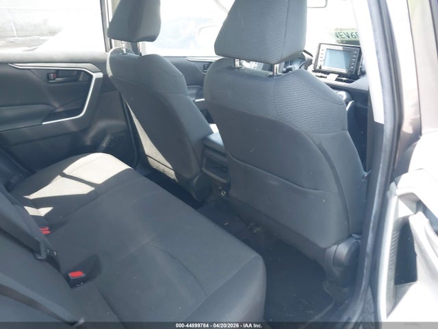 Toyota RAV4 LE 2021 2T3H1RFV0MC128037 Image 8