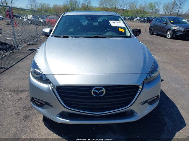 Продажа на аукционе авто 2018 Mazda Mazda3 Touring, vin: 3MZBN1V36JM217082, номер лота: 44899788