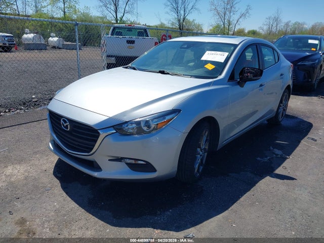 Продажа на аукционе авто 2018 Mazda Mazda3 Touring, vin: 3MZBN1V36JM217082, номер лота: 44899788
