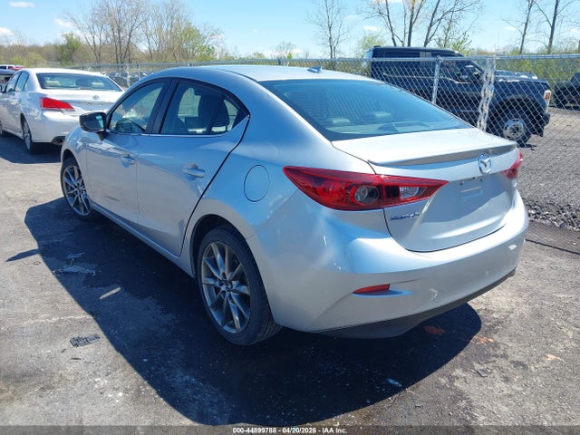 Продажа на аукционе авто 2018 Mazda Mazda3 Touring, vin: 3MZBN1V36JM217082, номер лота: 44899788