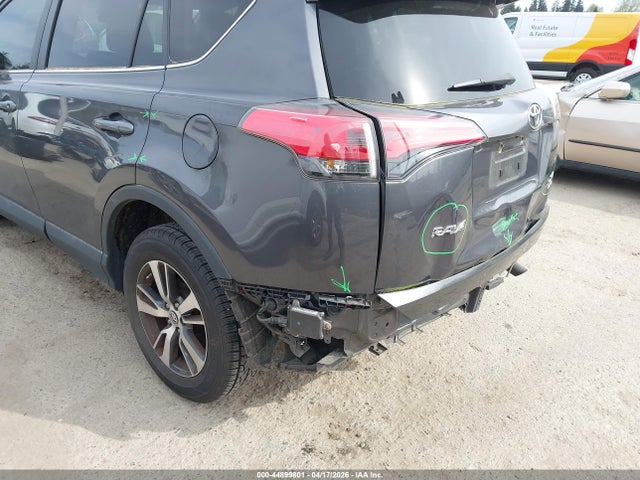 Toyota Rav4 Xle 2018 2T3RFREV2JW846691 Image 18