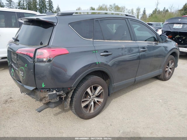 Toyota Rav4 Xle 2018 2T3RFREV2JW846691 Image 4