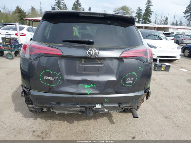 Toyota Rav4 Xle 2018 2T3RFREV2JW846691 Image 6