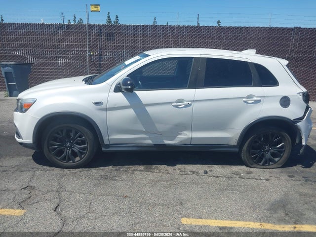 JA4AP3AU9JU004927 Mitsubishi Outlander Sport 2.0 Le