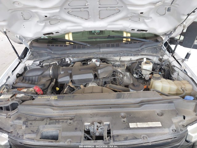1FT8W3B68KEE23855 Ford F-350 Xl