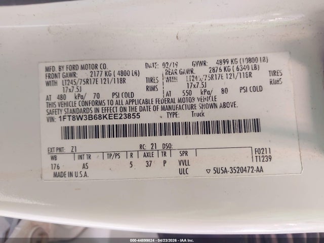 1FT8W3B68KEE23855 Ford F-350 Xl