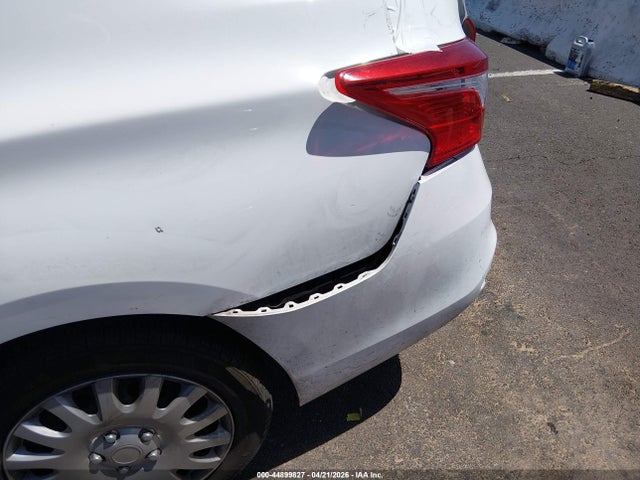 3N1AB7AP8HY407877 Nissan SENTRA S